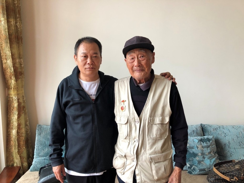 重阳节期间走访慰问70岁以上的老年人